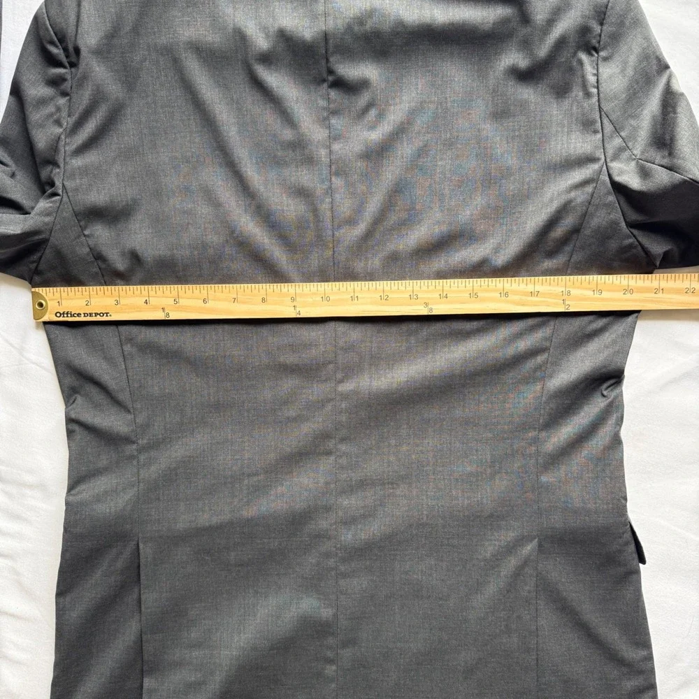 Hugo Boss Mens 40R Charcoal Gray Stretch Tailoring Wool Blazer Sport Coat 40 R